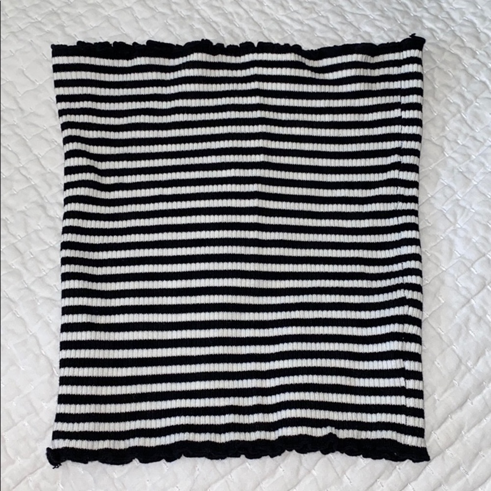 Tube top black and white stripes